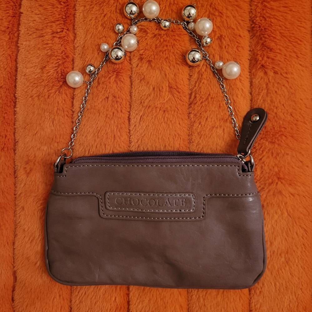 Chocolate New York little purse